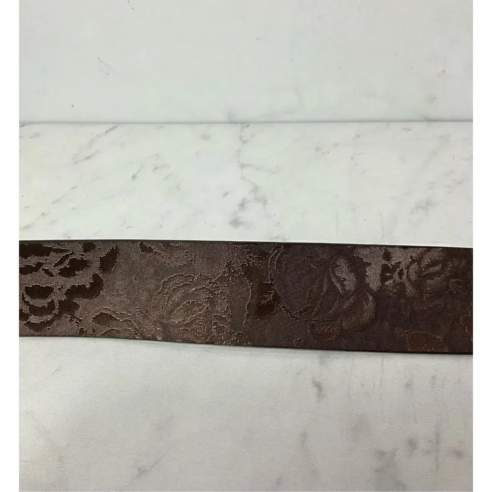 KENNETH COLE REACTION Floral Belt